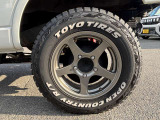 ウェッズ・ハセスペックにTOYOオープンカントリーRT☆彡見た目良し!軽さ良し♪
