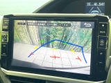 【バックカメラ】駐車時に後方がリアルタイム映像で確認できます。大型商業施設や立体駐車場での駐車時や、夜間のバック時に大活躍!運転スキルに関わらず、今や必須となった装備のひとつです!