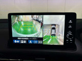 マルチビューカメラで後方の映像と合わせて上空から見たような合成映像での安心安全な駐車が可能です♪
