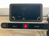 たとえばダイハツのお店にある、たくさんのスマアシ搭載車は、正常に作動する事をしっかり確認します。