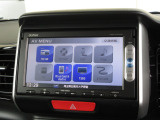 ナビゲーションは純正メモリーナビ(VXM-145VSi)を装着しております。AM、FM、CD、DVD再生、Bluetooth、ワンセグTVがご使用いただけます。初めて訪れた場所でも安心ですね!