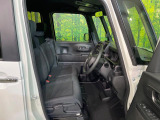 運転席シート廻りは使用感も少なく、良好な状態となっています。丁寧に使われていたことがよくわかりますね。