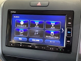 ナビ機能だけでなく、ミュージックサーバー、Bluetooth、フルセグテレビ、DVDとCD再生など、オーディオ機能がついています。