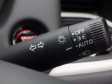 オートライトや暗くなった時オートハイビーム機能が付いています