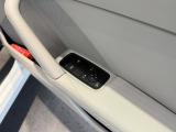 ポルシェセンター 中大阪認定中古車センター/正規ディーラーだからこそ出来る安心、安全、信頼の高品質の車両で御座います。