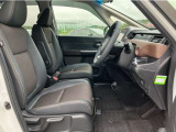 店舗併設のサービス工場にてホンダ車を知り尽くしたサービススタッフが心を込めて納車整備を実施致します。