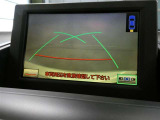 バックガイドモニターで、後方を確認しながら安心して駐車することができます。運転初心者も熟練者も必須の機能ですよ!