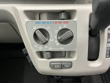 エアコン付きです!快適な社内でお過ごしいただけます。