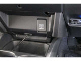 ☆パワーアウトレット電源☆車内で様々電気機器を使用でき、とても便利です。