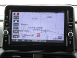 【ナビ】メモリーナビ(MM320D-L)付きです。目的地を設定すれば初めての場所でも簡単に行くことができます。もちろん音楽だって聴けちゃいます♪