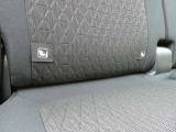 【ISOFIX対応】シートベルトを使わずチャイルドシートとクルマの固定金具を連結するだけでカンタン♪ガッチリ固定☆