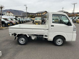 当店では届出済未使用車を中心に長野県下最大級の200台を在庫しております!