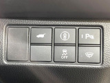【パワーバックドア】スマートキーや運転席のボタンを押すだけでリアゲートが自動で開閉します!荷物を持っている時や、高い位置にあるバックドアを閉める際に便利な機能です♪
