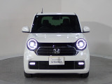LEDヘッドライト、HIDより明るく省電力のヘッドライトが装着されています。また点灯忘れも防止できるオートライトコントロール機能もついているので、夜間のドライブもより安全に楽しめますよ