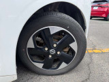 万一の衝突に備えて、いつでも安心して運転できるようエアバックシステムなどの安全装備を標準搭載!!