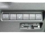 ハンドルヒーター付きです。冬場の強い味方です。あったら嬉しい装備ですね!