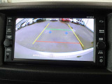 バックカメラ付き☆バックする際に後方の様子をナビ画面に表示してくれます!運転席にいながら、後方確認が出来るので、バック駐車がスムーズに行えます◎