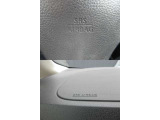 運転席・助手席SRSエアバッグを装備しております☆