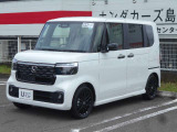 色はプラチナホワイトパールです☆ターボ車でストレスフリーな走りです!