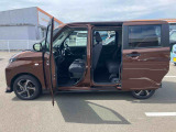 安全安心な走行のために、納車前には小さなクルマを知り尽くしたエキスパートが基本性能に関わる機能や状態を徹底的に点検しています。
