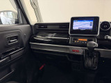 【メーカー認定の品質】本当におすすめできる品質を保持した、マツダ車のみに与えられる 「マツダ認定U-Car」。マツダ車のプロが責任をもって整備し、安心の保証をお付けしてご提供する中古車です。