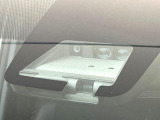 【プリクラッシュセーフティ】前方の車両等を検知し、衝突しそうな時は警報で注意を促し、ブレーキを踏む力をサポート。ブレーキを踏めなかった場合は衝突被害軽減ブレーキが作動、衝突回避をサポートします。