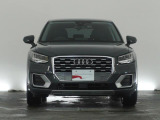 Q2 1.0 TFSI スポーツ 