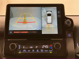 いまや必須装備「ナビゲーション」搭載!知らない場所にスイスイッとドライブ。もう、これなしではハンドルを握れませんね!でも運転中の操作は危険ですのでご注意ですね☆