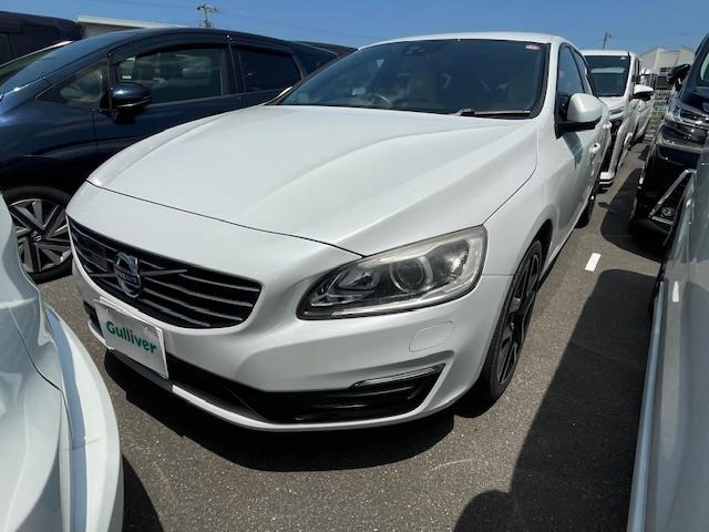 V60 D4 ダイナミック エディション ディーゼル 本革シート 修復歴無し