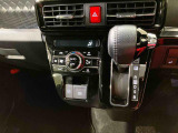 納車前にはプロのメカニックが、各部の点検を行います。ディーラーにしか出来ない品質、そしてサービスできっと満足していただけると思います!