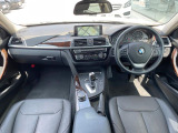 3シリーズセダン 320d ラグジュアリー 