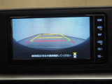 バックガイドモニターで、後方を確認しながら安心して駐車することができます。運転初心者も熟練者も必須の機能ですよ!