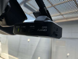 ドライブレコーダーは、車の運転中に前方の映像を記録する装置です。万が一の事故の際に、状況を記録して証拠として利用することができます。