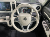 【ステアリングスイッチ】運転中、前方から目線をそらすことなく、オーディオ等の操作が可能な便利機能!安心&快適なドライブを演出してくれます♪