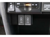 スマートフォンなどの音楽再生が可能なUSB接続ジャック装備車両です♪♪♪