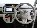 運転席廻りです。