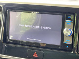 【ナビゲーション】目的地までしっかり案内してくれる使いやすいナビ。Bluetooth接続すればお持ちのスマホやMP3プレイヤーの音楽を再生可能!毎日の運転がさらに楽しくなります!!