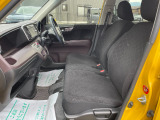 【助手席 】納車前には専門業者にてクリーニングを実施し綺麗な状態でお渡します!