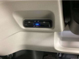 ETCが付いていれば高速道路の料金所も楽々通過!これで小銭を用意しなければいけない煩わしさも軽減されますね♪