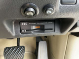 高速道路の料金所もスムーズに通過できるETC付いてます。