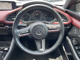 ステアリングです。店舗にて現車の確認もいただけますので、お電話で在庫のご確認の上是非ご来店くださいませ!!!