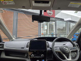 運転席周りの視界もよくハンドルも軽い取り回しなのですごく運転がしやすい車です。