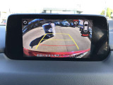 駐停車や車庫入れにも便利なバックモニター付きです!