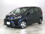 ホンダカーズ東京中央善福寺店へようこそ。当社下取りのお墨付き車両。人気車両で充実装備の一台。おススメです。どうぞご覧ください。