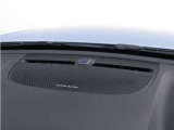 【harman/kardon】世界のオーディオファン垂涎のプレミアムサウンドシステムを搭載。原音に近い音場空間を忠実に再現。乗る人すべてに最良の音響体験を提供します。