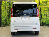 安心の最長10年・走行無制限保証(有償)をご用意。保証内容も充実はもちろん、無料点検&オイル交換や、年中無休の全国・24時間ロードサービスも付帯されておりますのでご安心下さい。