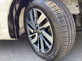 純正14インチアルミホイールでスタイルバッチリ!165/65R14タイヤです