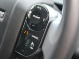 アダプティブクルーズコントロールは、前方の車両の速度に合わせて安全な車間を保ち、先進のクルージングをサポート。安心ができ、より快適なドライブをサポートいたします。