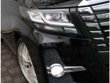 【車屋】として、長く車業界に従事した経験豊富なスタッフが在籍しております。