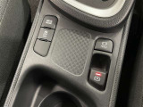 停車時にブレーキを踏むとそのまま保持してくれるブレーキホールド!シフトをPポジションに入れると自動で作動しブレーキを踏みながらDポジションに入れると解除されるオート機能付き。
